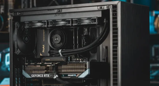 Slim investeren: zo bespaart een krachtige workstation jouw bedrijf tijd én geld